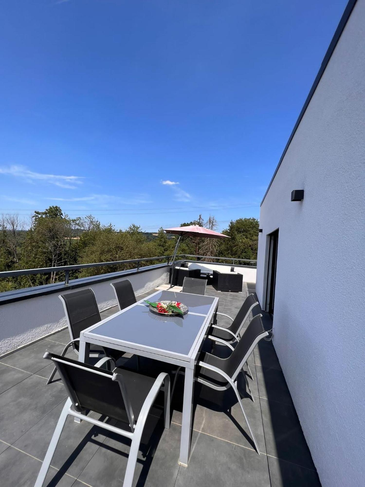 Апартаменты Penthouse M1 Нойнкирхен Экстерьер фото