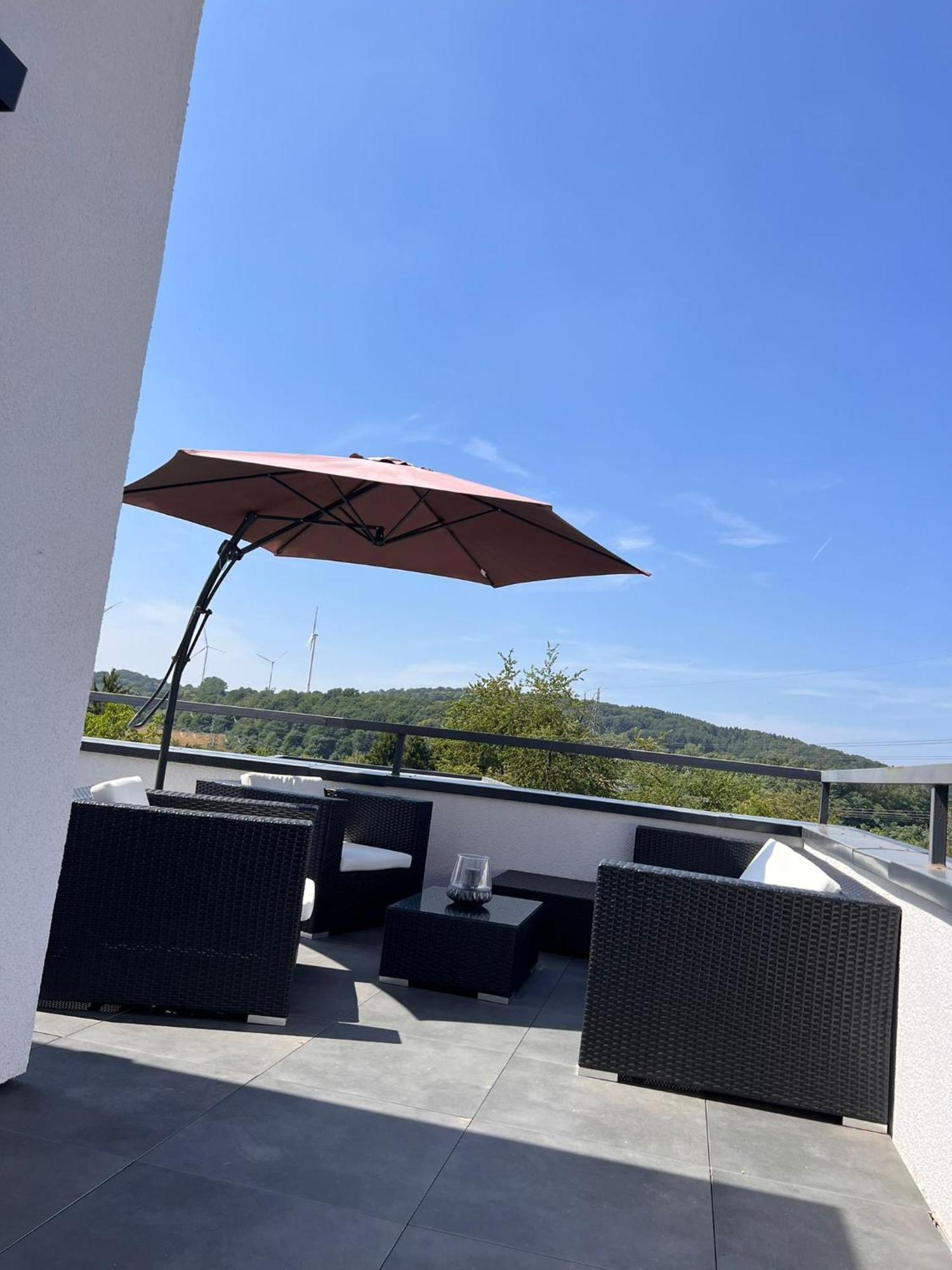 Апартаменты Penthouse M1 Нойнкирхен Экстерьер фото