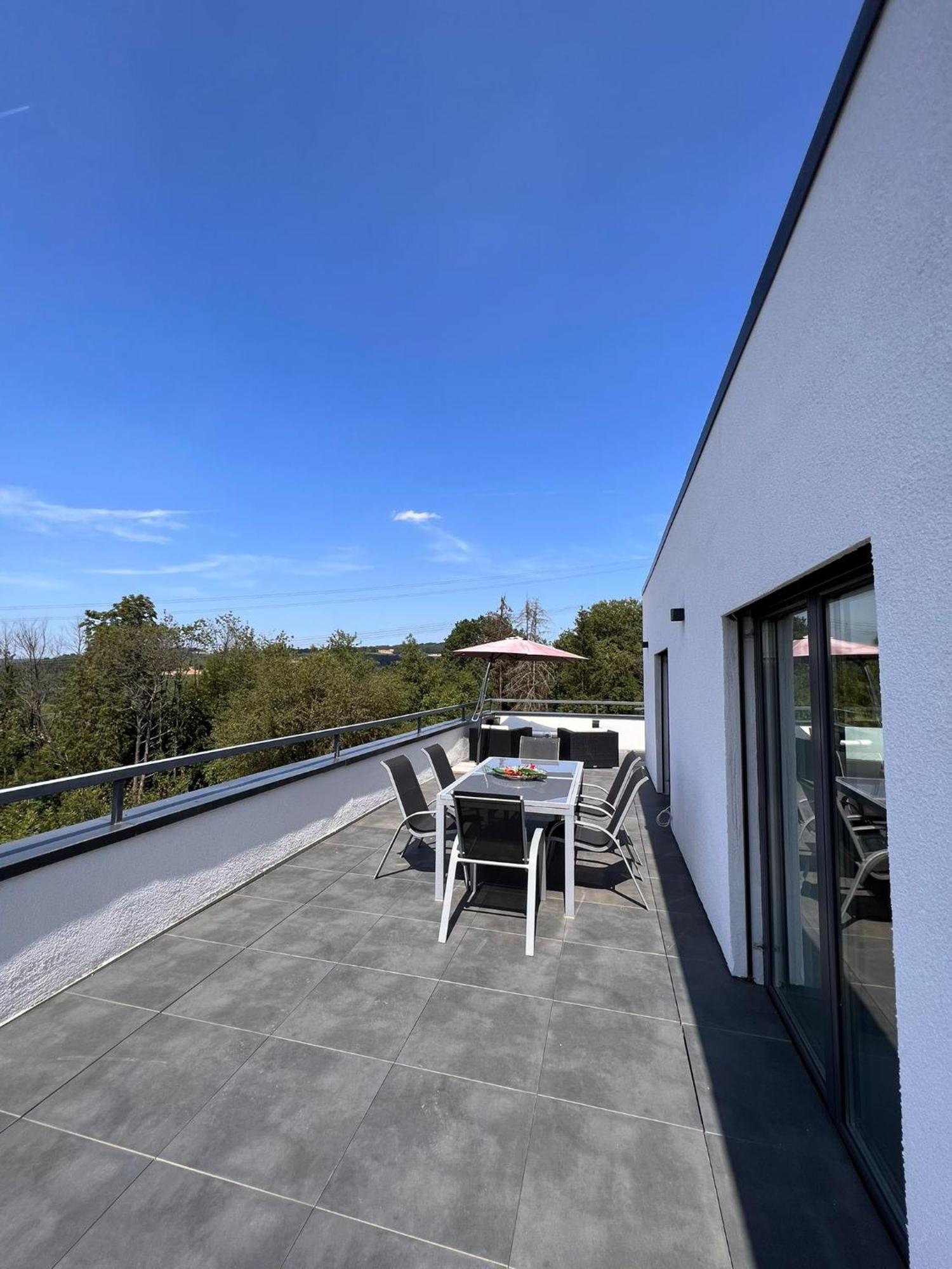 Апартаменты Penthouse M1 Нойнкирхен Экстерьер фото